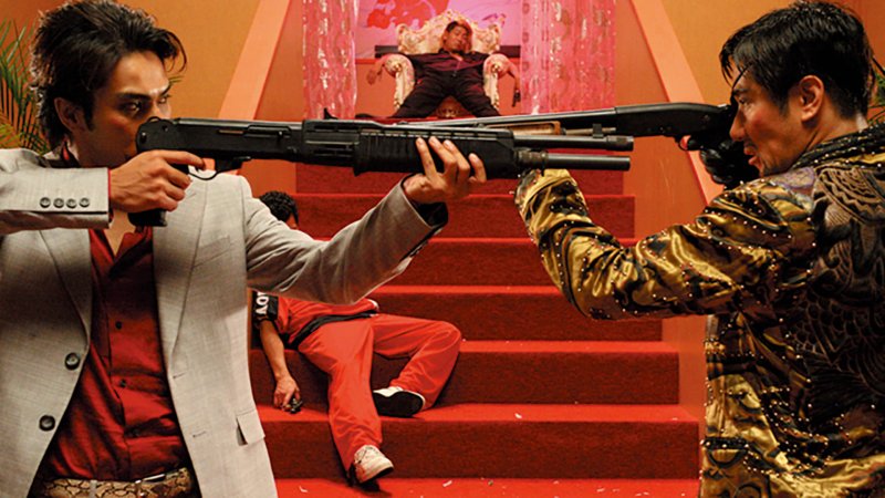 Yakuza: co-autore di trama e personaggi del primo gioco è lo scrittore Hase Seishū, ma dal gioco venne creato anche un film diretto da Takashi Mike