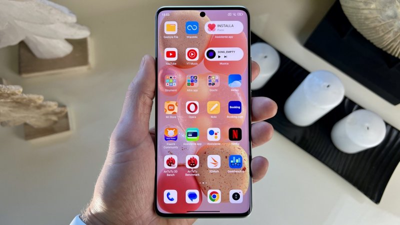 La quantità di bloatware di cui è infarcito il software di Redmi Note 13 Pro+ 5G è imbarazzante La quantità di bloatware di cui è infarcito il software di Redmi Note 13 Pro+ 5G è imbarazzante