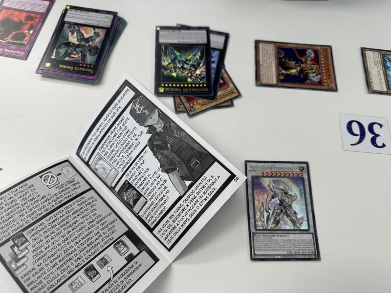 Le carte presenti in questo Set per due Giocatori sono buone per cominciare ma il vero punto cardine è il libretto di spiegazioni che mai è stato così ben fatto