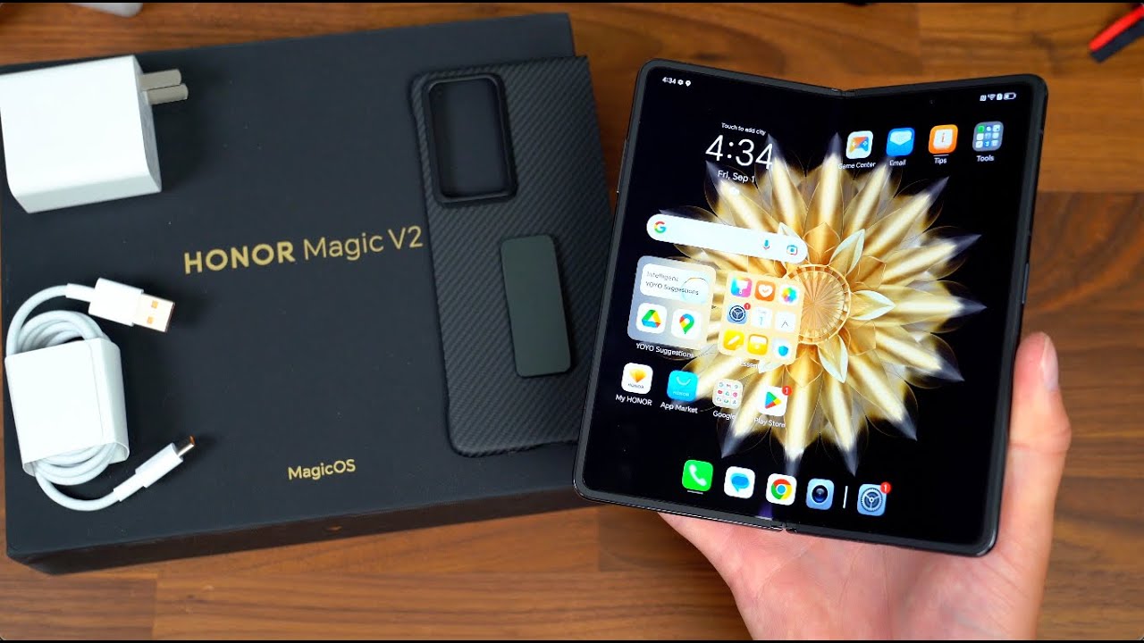 HONOR presenta Magic V2, lo smartphone pieghevole più sottile al mondo