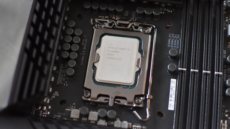 Non è ancora tempo di pensionare l'attuale generazione di schede madri Intel, almeno così sembra Non è ancora tempo di pensionare l'attuale generazione di schede madri Intel, almeno così sembra