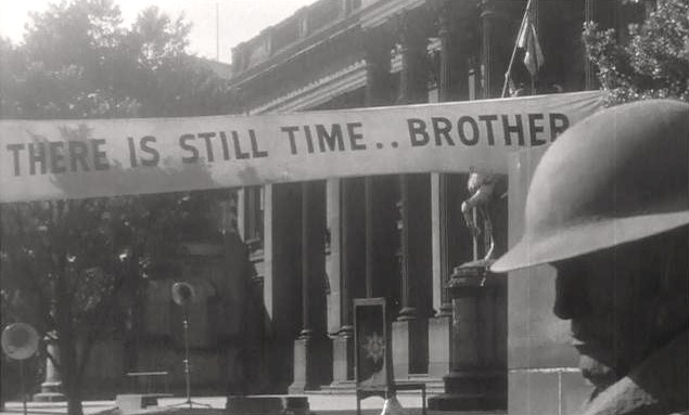 Il film L'ultima spiaggia è uno dei preferiti di Kojima, il titolo originale è On the Beach e la vicenda è stranamente familiare
