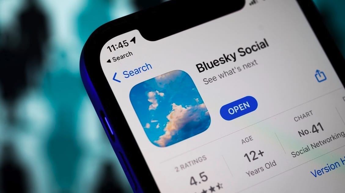 Bluesky: diventa accessibile a tutti la risposta 'decentralizzata' a X