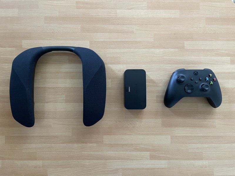 La base per la trasmissione wireless del segnale audio è eccessivamente grande per il compito che deve svolgere