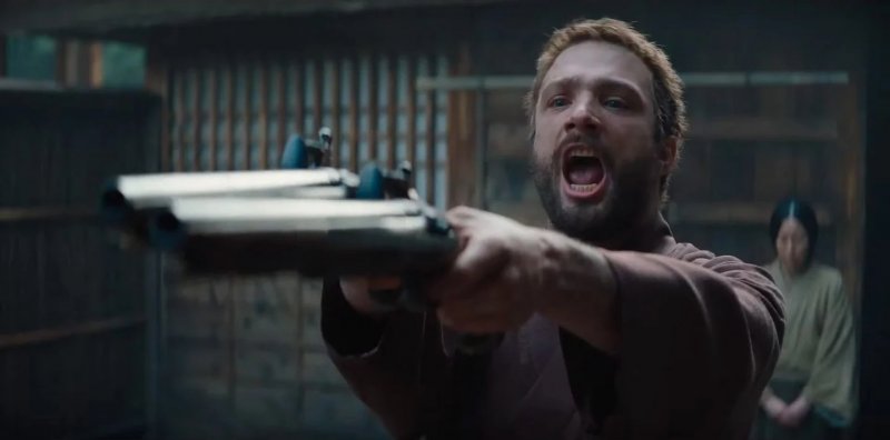 Cosmo Jarvis è Blackthorne, uno dei tre protagonisti