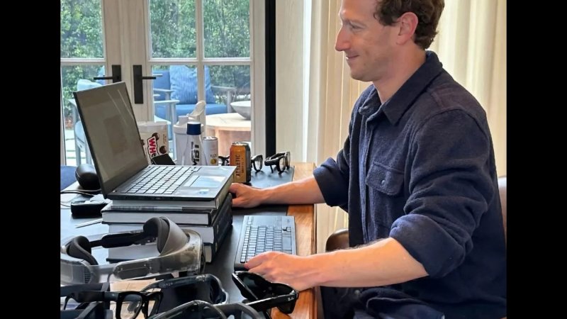 I prototipi pubblicati su Threads I prototipi pubblicati su Threads