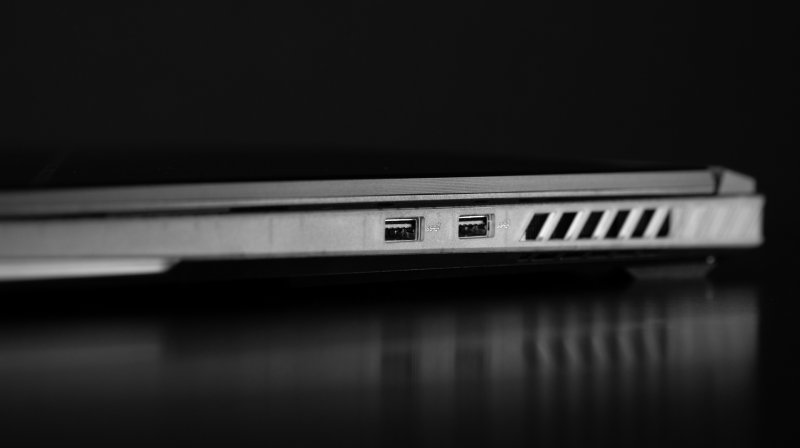 Qualche porta USB in più non avrebbe guastato