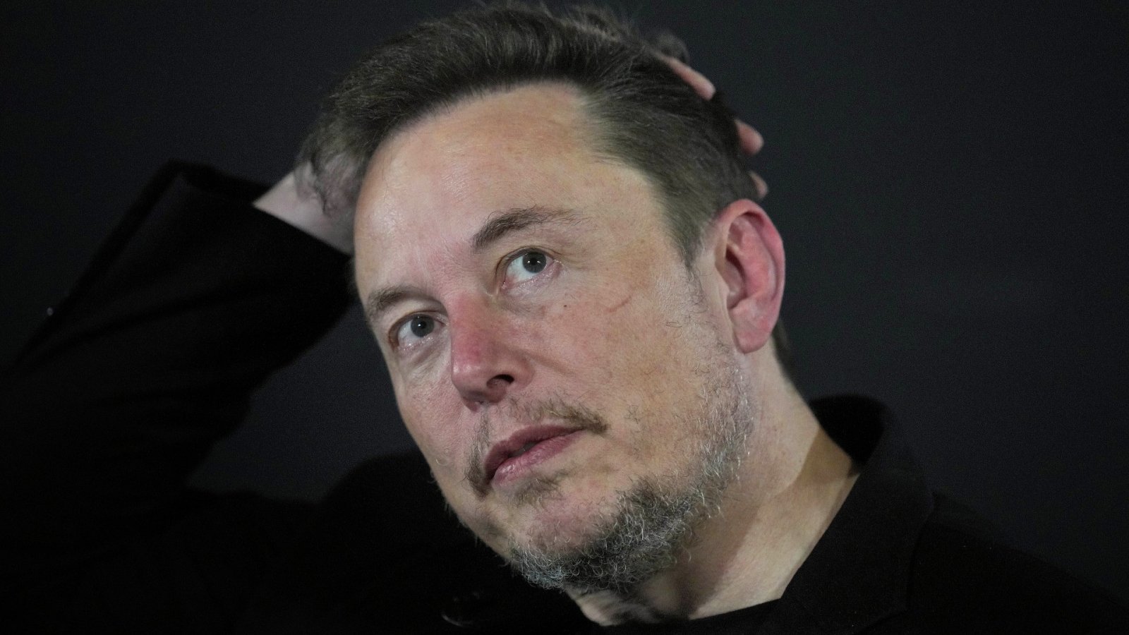 Elon Musk fa causa a OpenAI e Sam Altman: 'l'azienda ha tradito gli accordi costitutivi'