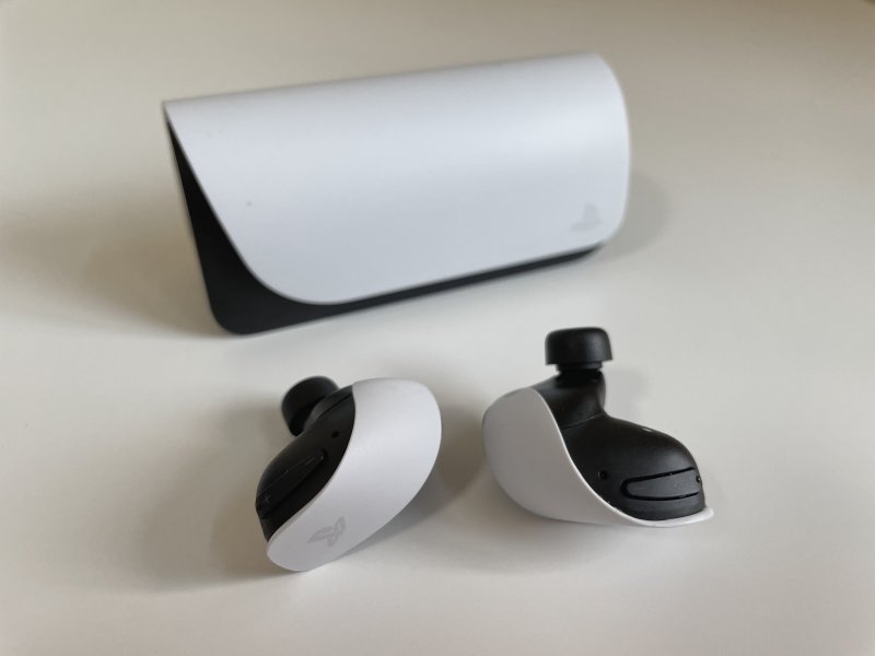 Il guscio di ricarica è gigantesco rispetto ad altri prodotti di questa categoria Il guscio di ricarica è gigantesco rispetto ad altri prodotti di questa categoria