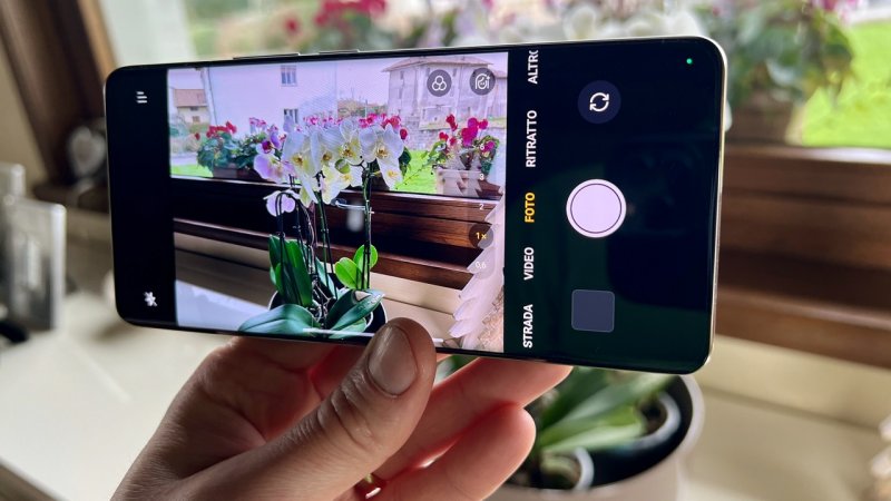 L'app fotografica di Realme 12 Pro+ in azione L'app fotografica di Realme 12 Pro+ in azione