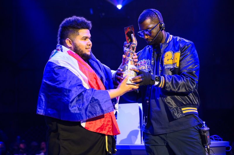 L'obiettivo di MenaRD dopo la vittoria al mondiale 2023 e il trionfo a questo kumite è di completare il grande slam di Street Fighter prendendosi il titolo dell'EVO L'obiettivo di MenaRD dopo la vittoria al mondiale 2023 e il trionfo a questo kumite è di completare il grande slam di Street Fighter prendendosi il titolo dell'EVO