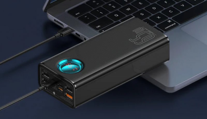 Questo power bank di Baseus si distingue dagli altri per il suo elevato numero di porte