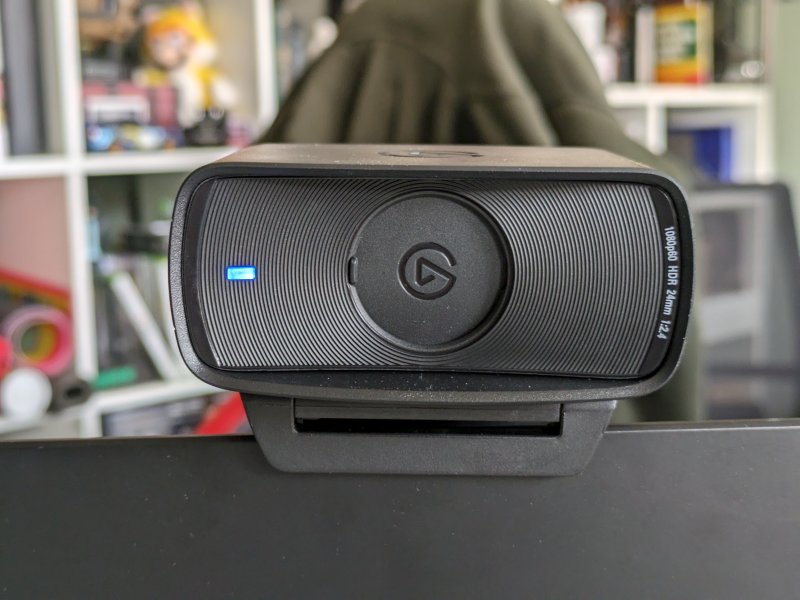 Elgato Facecam MK.2 conferma la presenza del copri obiettivo, stavolta integrato