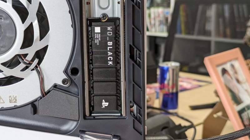 WD_BLACK SN850P all'interno di PS5