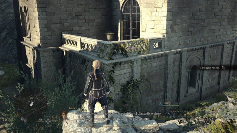 Il grimorio 'Sia fatta luce' si trova nella casa di Myrddir, saltate da questo muretto per raggiungere il balcone e intrufolarvi senza farvi vedere dallo stregone