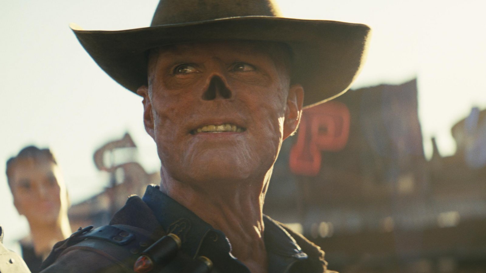 Walton Goggins nel ruolo del ghoul della serie TV Fallout
