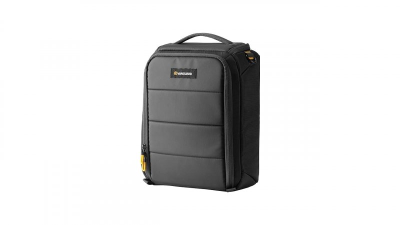 L'accesso è facile da sopra e da davanti con questa borsa