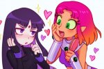 I cosplay di Raven e Starfire di olkaaklo e wallflower_cos da Teen Titans mostra due amiche o forse più - Notizia