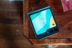 Samsung Galaxy Z Flip, in futuro, potrebbe presentare una fotocamera in più del solito - Notizia