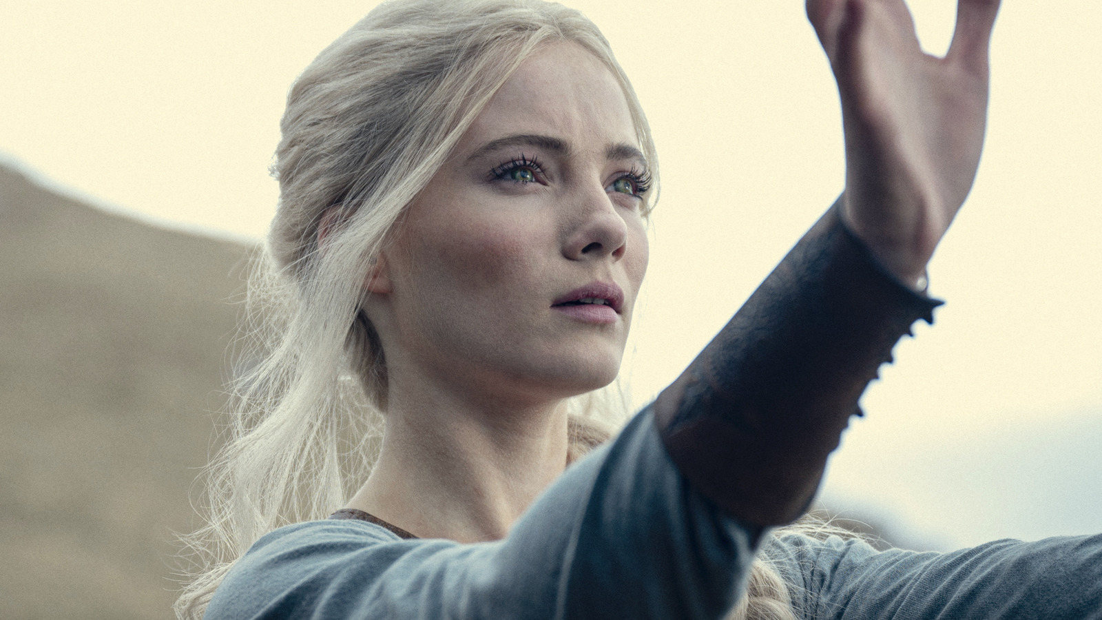 The Witcher: l'attrice di Ciri Freya Allan commenta il passaggio da Cavill a Hemsworth