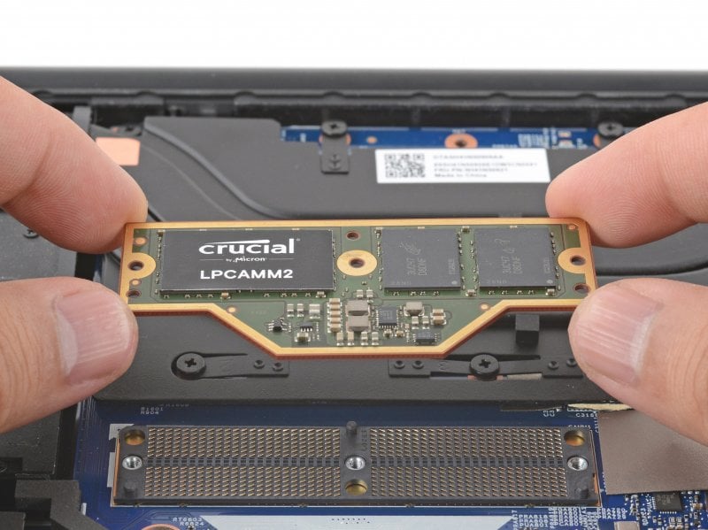 The memory teardown carried out by the iFixit team