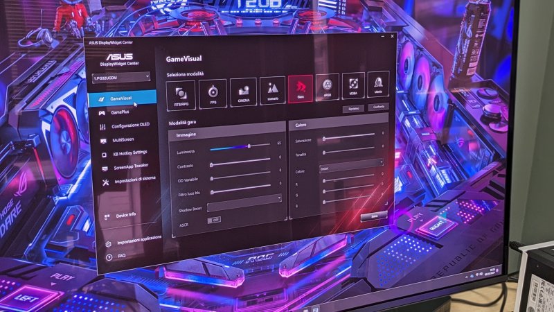 L'interfaccia dell'app PC ASUS DisplayWidget Center per la gestione del monitor