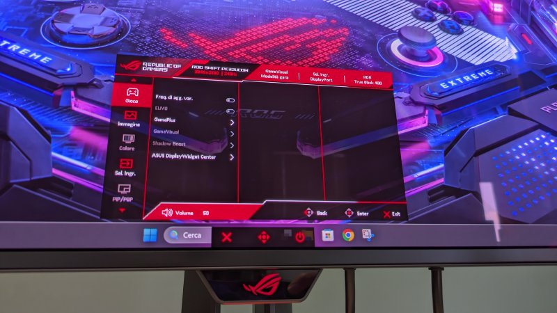 L'interfaccia di ROG Swift OLED PG32UCDM