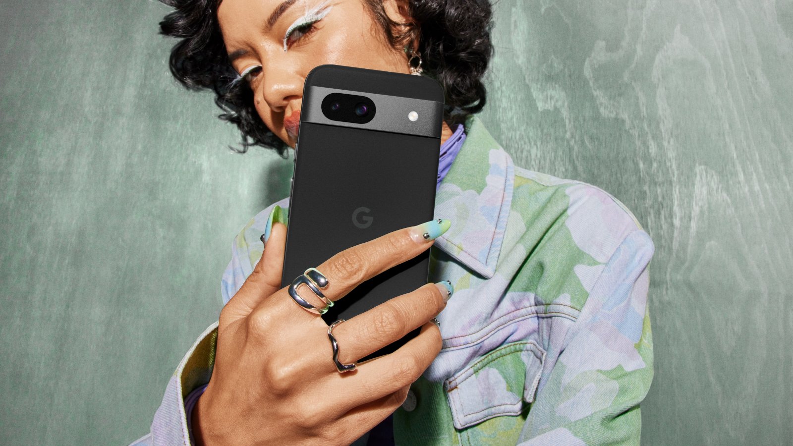 Google Pixel 8a, la recensione dello smartphone Android che stavamo aspettando?
