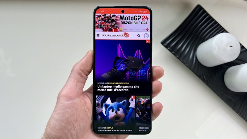 Dimensioni e peso di Realme 12+ sono abbastanza contenuti Dimensioni e peso di Realme 12+ sono abbastanza contenuti