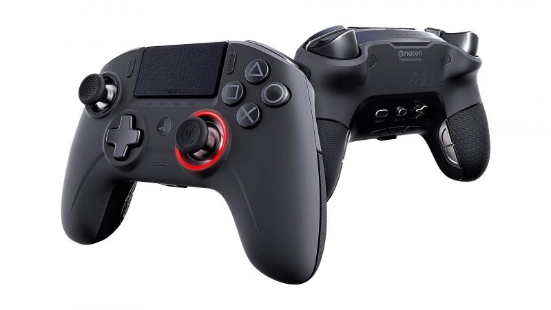 La visuale frontale e posteriore del controller