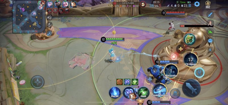 Distruggere la base avversaria è sempre l'obiettivo ultimo Distruggere la base avversaria è sempre l'obiettivo ultimo