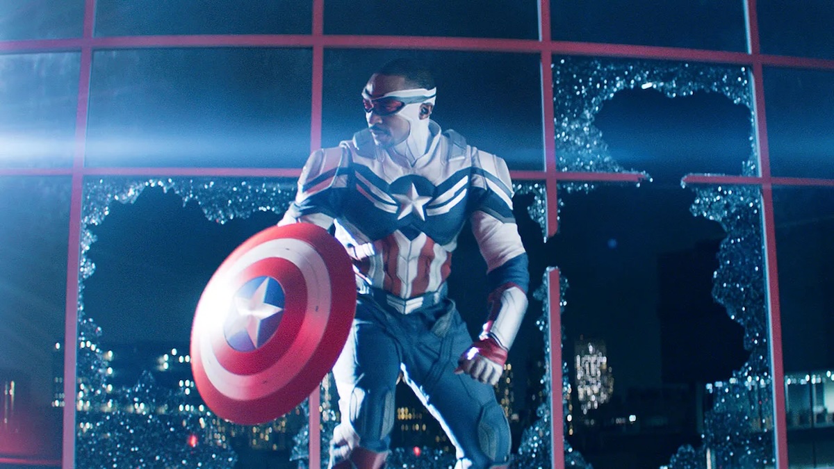 Captain America: Brave New World è un film di supereroi basato sulla realtà, dice un attore