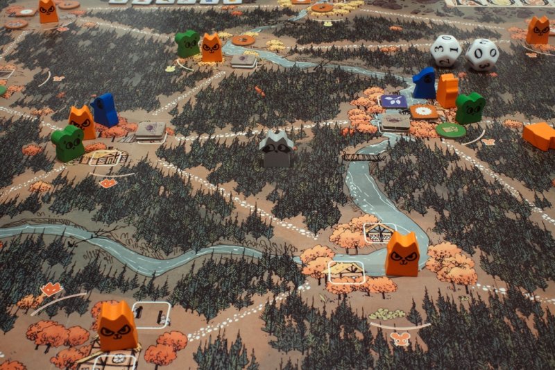 Lo stile grafico può farlo sembrare un gioco adatto anche ai più piccoli, ma Root è molto più complesso di quel che appare