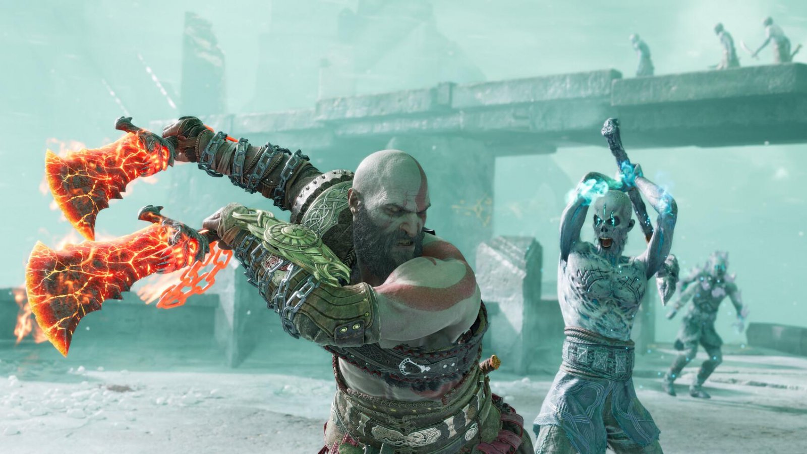 Kratos di God of War Ragnarok che sta per colpire con le lame del caos