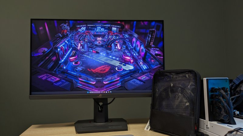 Il monitor ROG Strix XG27ACS Il monitor ROG Strix XG27ACS