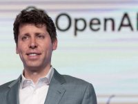 OpenAI al lavoro su una nuova gamma di dispositivi IA: speaker, occhiali e accessori smart in arrivo