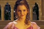 Hermione Granger nel cosplay di granger_air è perfetta nella versione Ballo del Ceppo insieme a Krum - Notizia