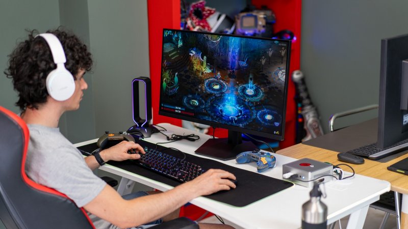 La postazione Trust da gaming completa