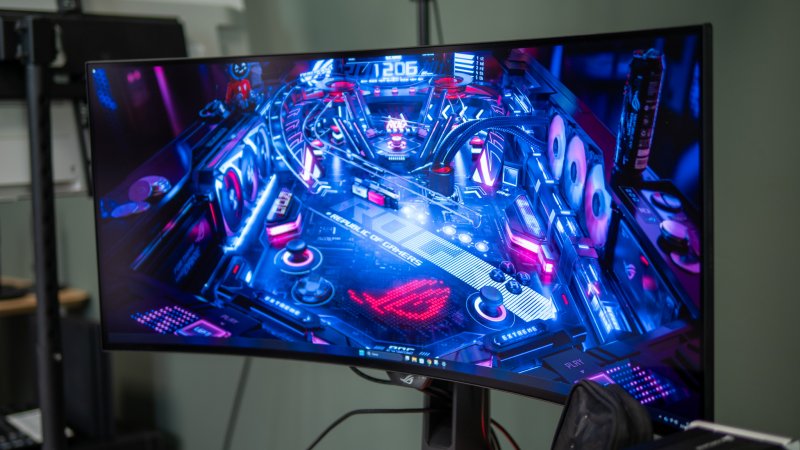 Il monitor ASUS ROG Swift OLED PG34WCDM