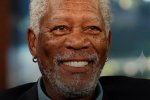 Morgan Freeman si è scagliato contro le intelligenze artificiali, per l'uso non autorizzato della sua voce - Notizia