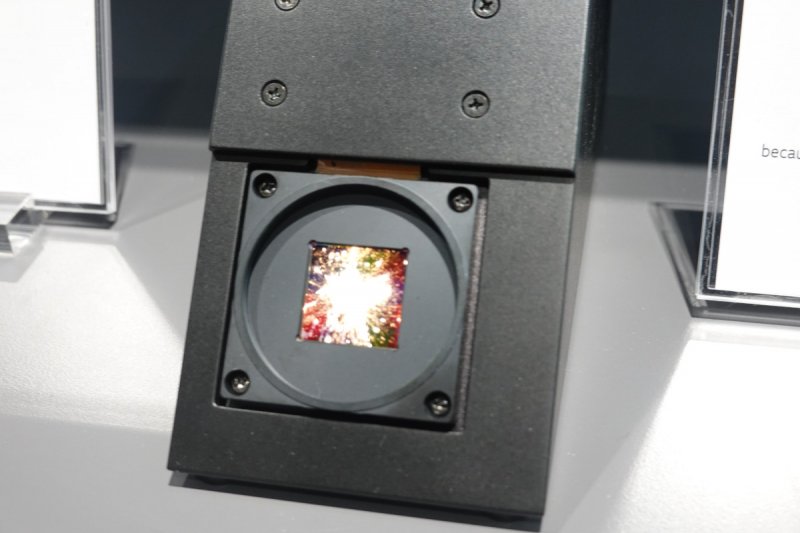 Il prototipo del microdiplay OLED di LG presentato a Displayweek 2024 Il prototipo del microdiplay OLED di LG presentato a Displayweek 2024