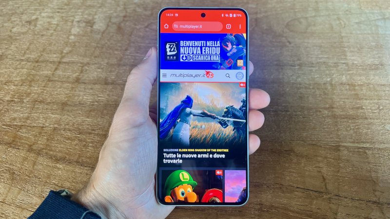 La luminosità massima del display di OnePlus Nord 4 è aumentata rispetto allo scorso modello La luminosità massima del display di OnePlus Nord 4 è aumentata rispetto allo scorso modello