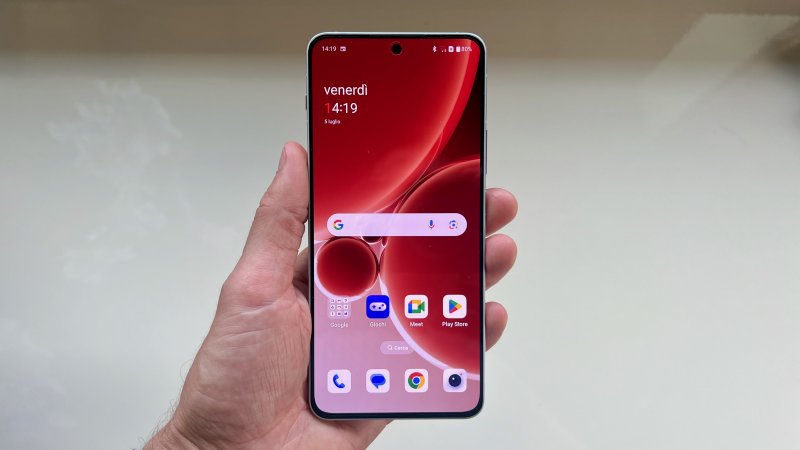 L'esperienza d'uso di OnePlus Nord 4 è molto piacevole L'esperienza d'uso di OnePlus Nord 4 è molto piacevole