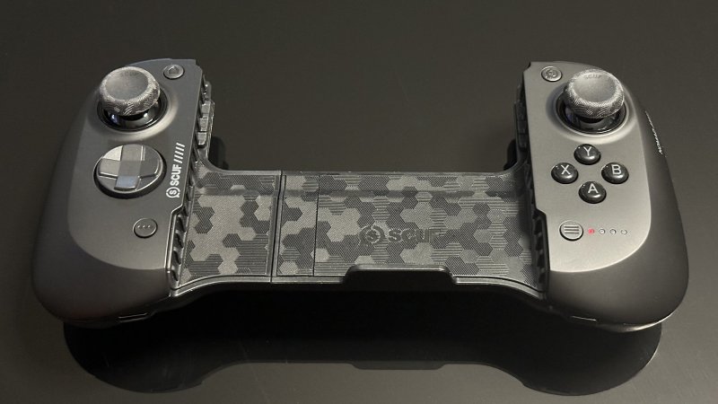 Lo SCUF Nomad in tutta la sua eleganza