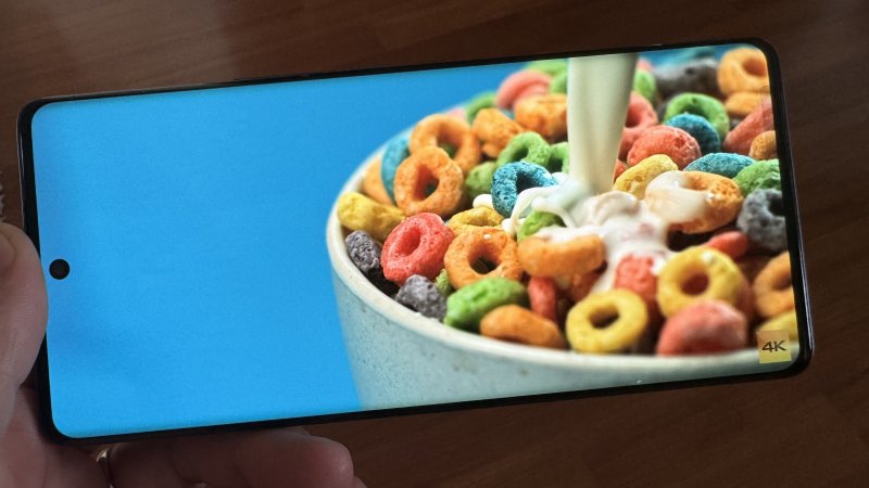 Il display di Vivo V40 è uno degli elementi migliori Il display di Vivo V40 è uno degli elementi migliori