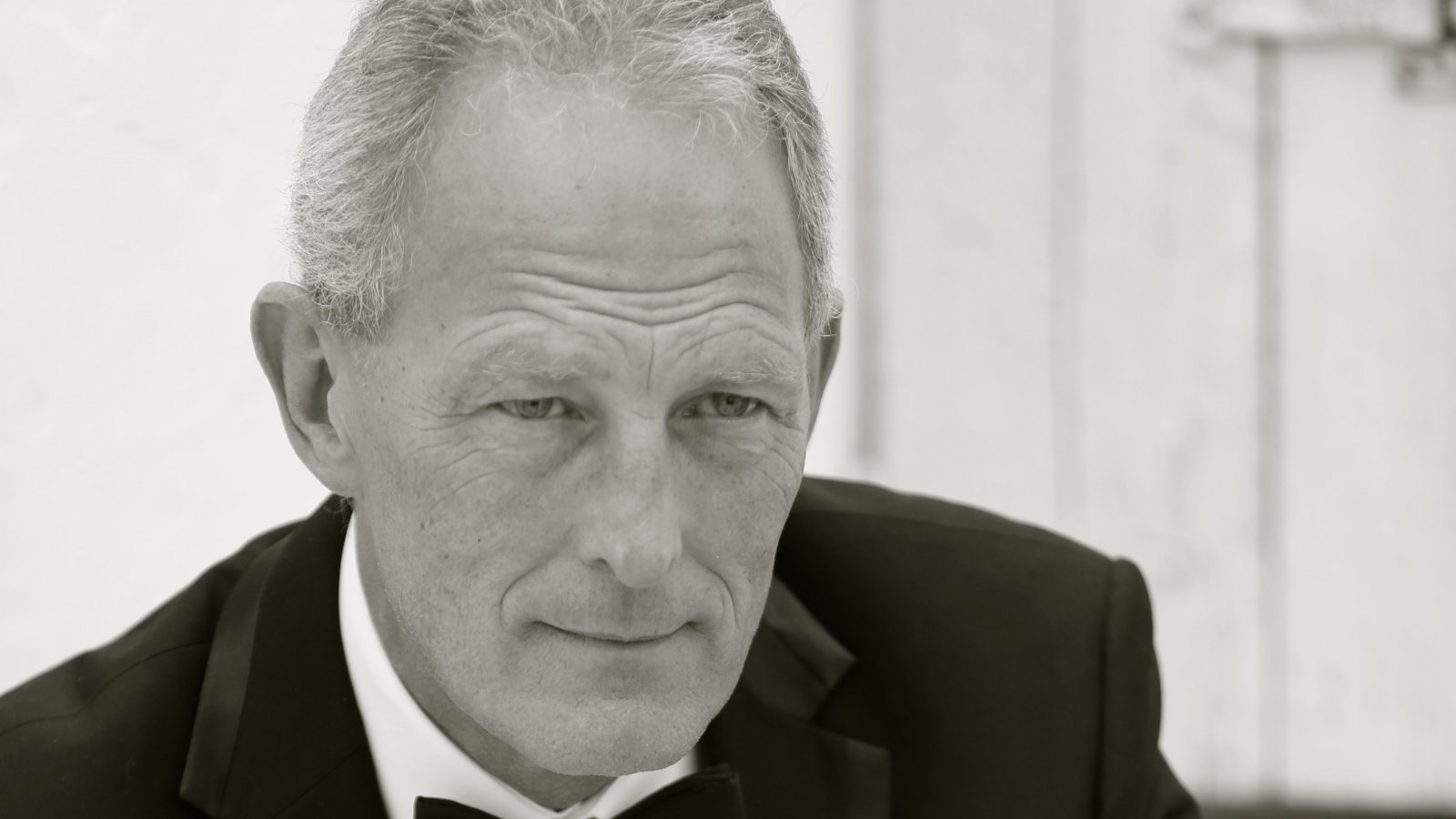 Tony Pankhurst è morto, aveva dato il volto al Curatore di The Dark Pictures Anthology