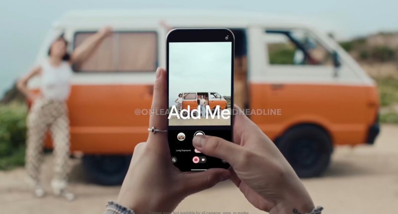 Un frame del video promozionale che mostra la funzione Add Me (fonte: @OnLeaks)