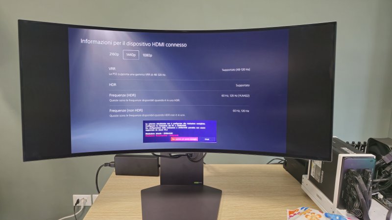 La compatibilità dell'LG 34GS95QE con le console non è perfetta per questioni di formato