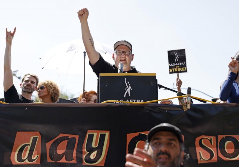 La precarietà di molti dei posti di lavoro dell'industria videoludica rende spesso problematico l'utilizzo dello strumento principale di lotta sindacale: lo sciopero La precarietà di molti dei posti di lavoro dell'industria videoludica rende spesso problematico l'utilizzo dello strumento principale di lotta sindacale: lo sciopero