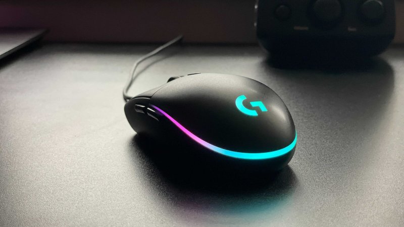 Rato Logitech G203